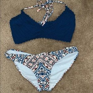 Selling knit bikini top and matching bottoms